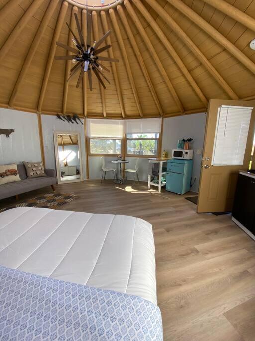 הוילה Valley Center Glamping-Sky Dome Yurt-Tiny House-2 By Lavenders Field מראה חיצוני תמונה