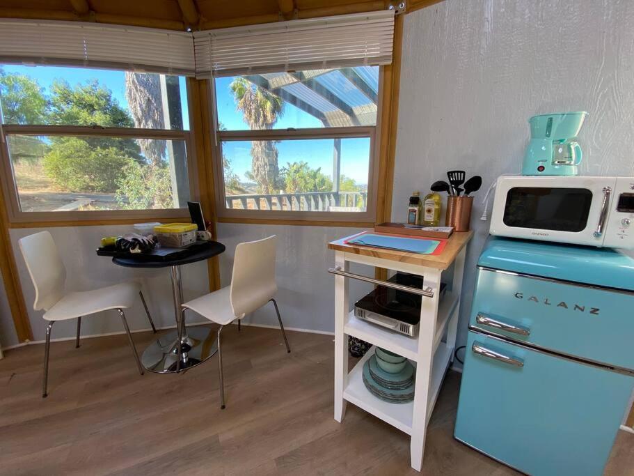 הוילה Valley Center Glamping-Sky Dome Yurt-Tiny House-2 By Lavenders Field מראה חיצוני תמונה