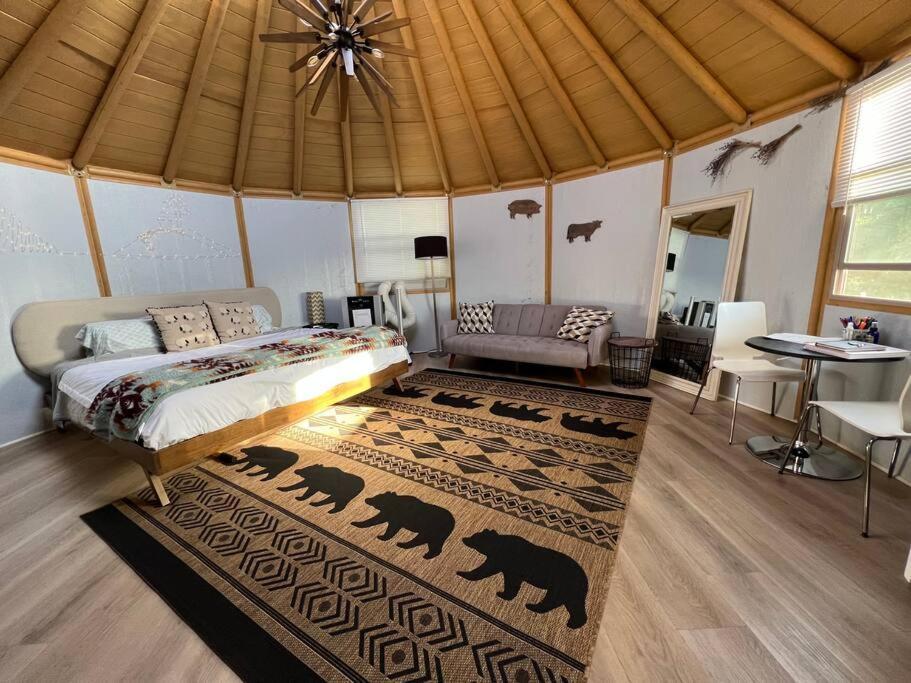 הוילה Valley Center Glamping-Sky Dome Yurt-Tiny House-2 By Lavenders Field מראה חיצוני תמונה