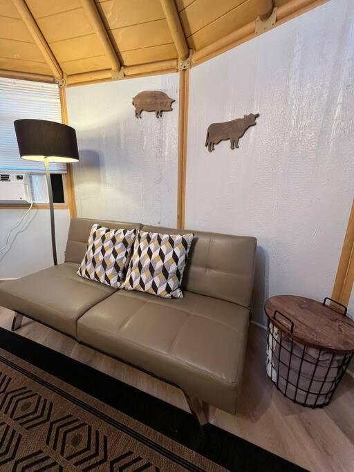הוילה Valley Center Glamping-Sky Dome Yurt-Tiny House-2 By Lavenders Field מראה חיצוני תמונה