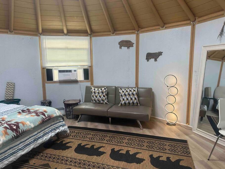 הוילה Valley Center Glamping-Sky Dome Yurt-Tiny House-2 By Lavenders Field מראה חיצוני תמונה
